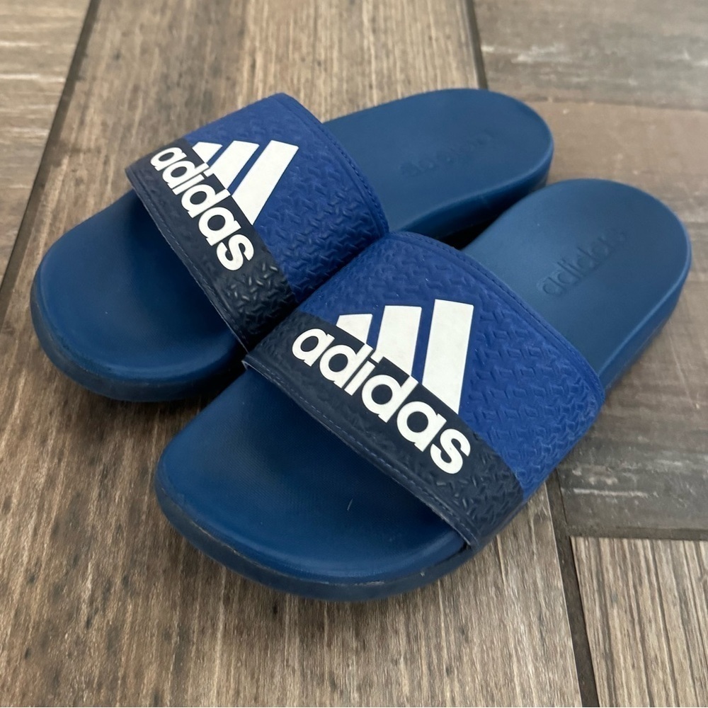 Adidas kids slide sandals size 3